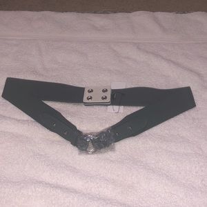 WHBM stretch belt with snap back